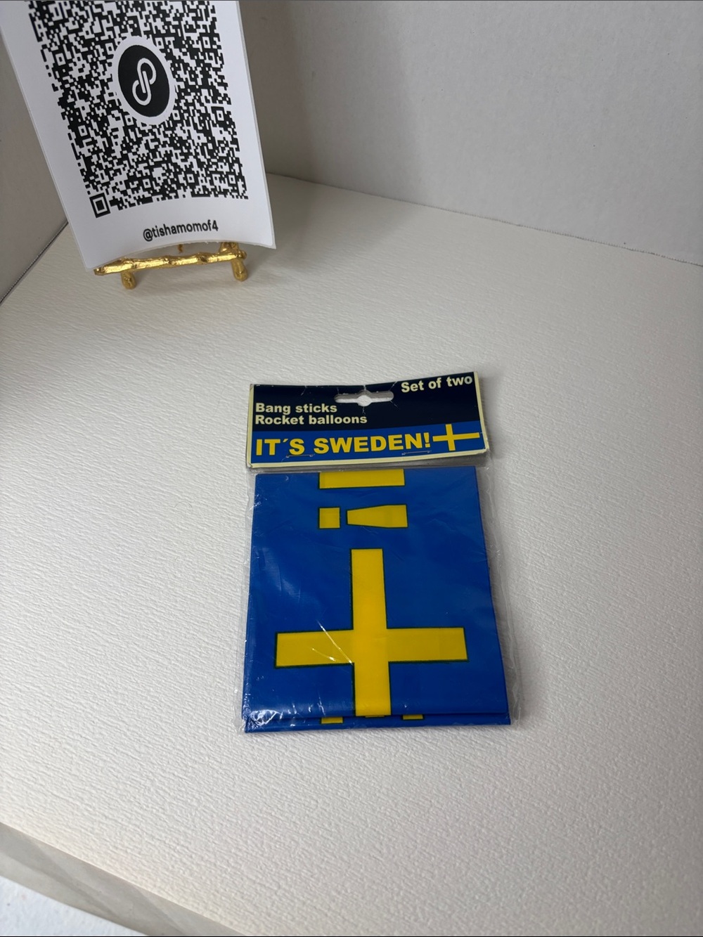 It's Sweden! Blue & Yellow Bang Sticks Rocket Balloons (Set of 2)